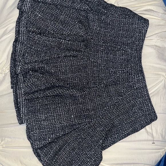 Sold - Picture 4 of 6